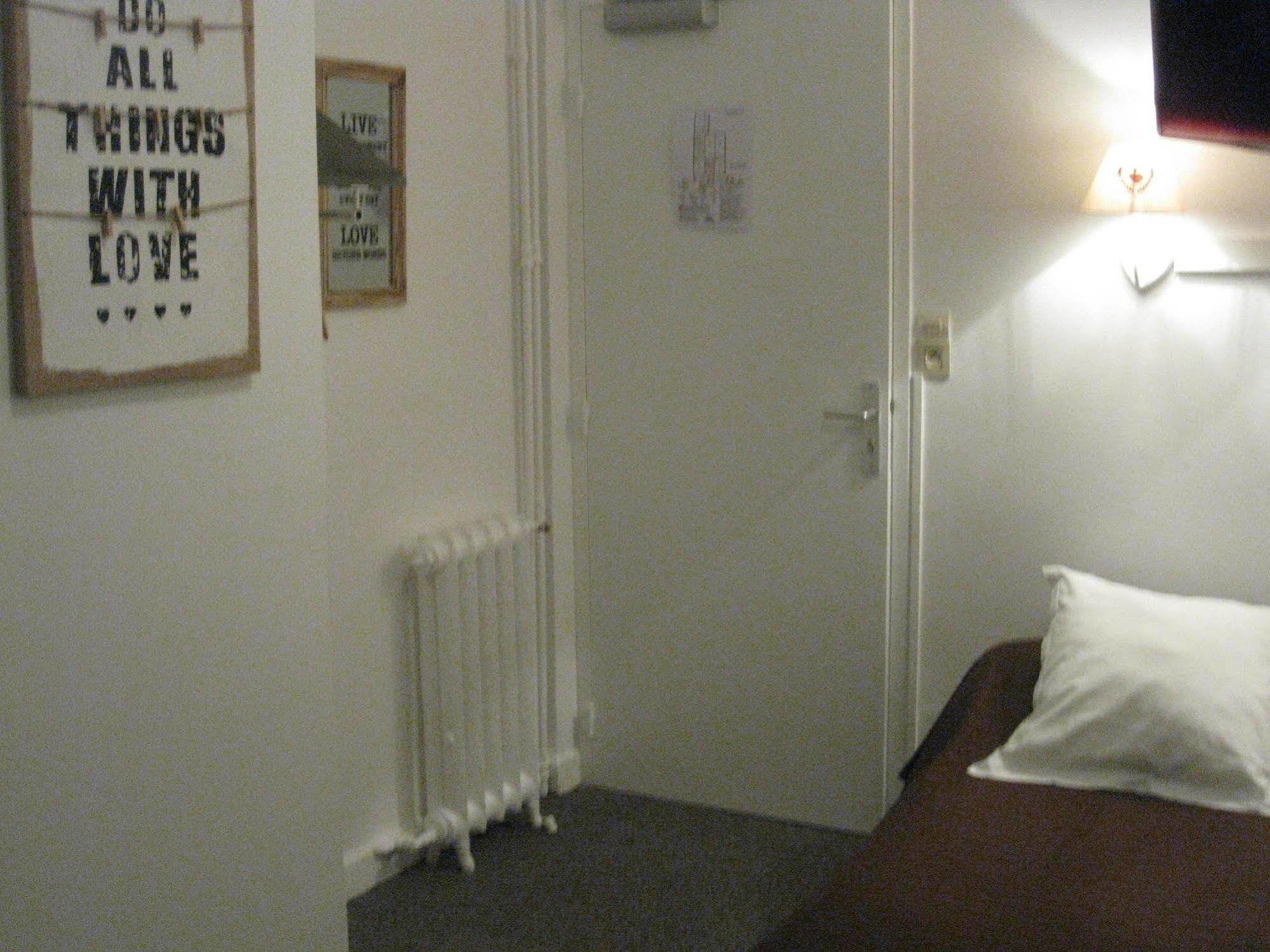 Le Monopole Hotel Reims Eksteriør billede