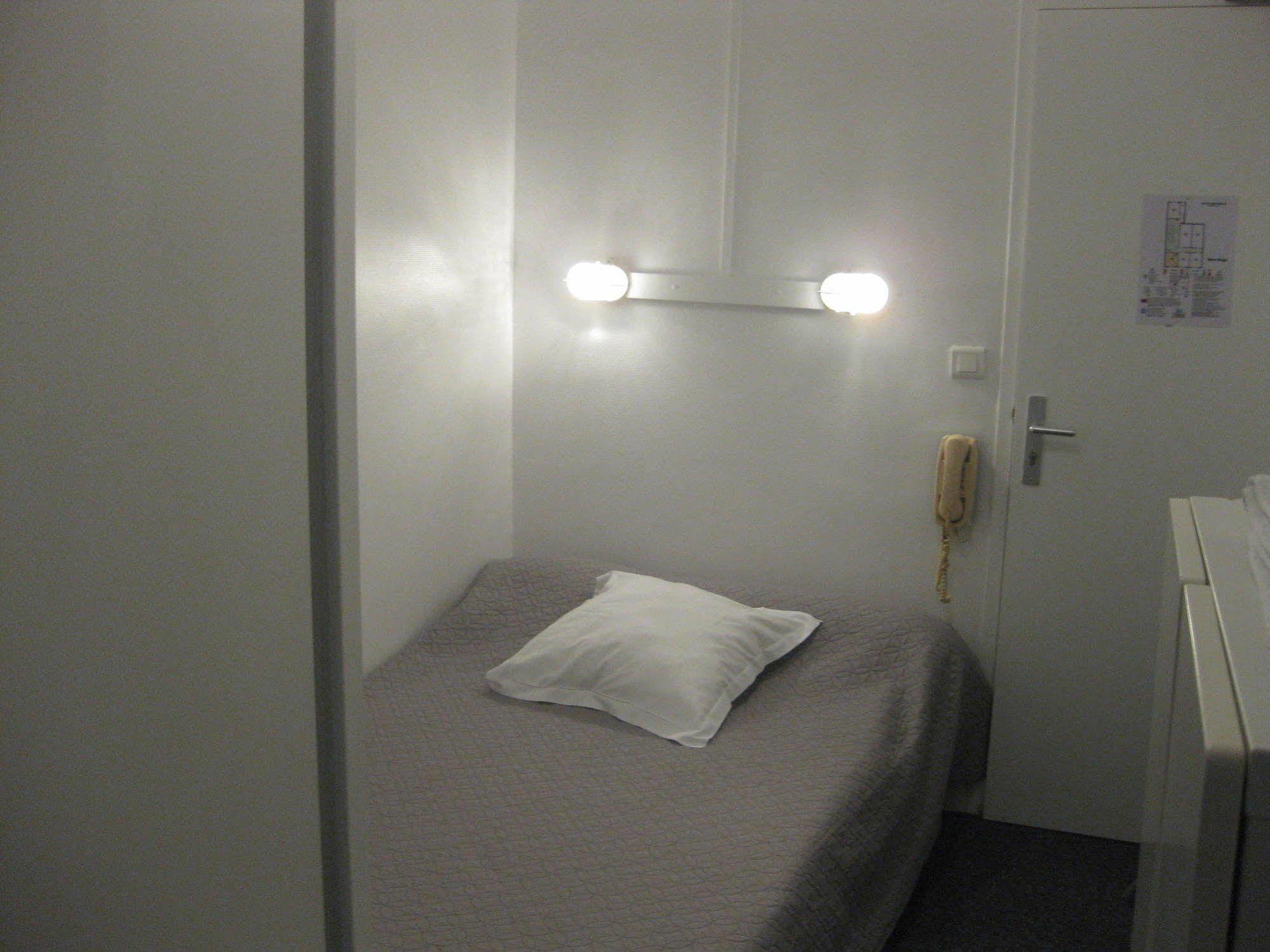 Le Monopole Hotel Reims Eksteriør billede
